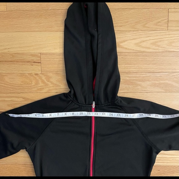 Fila Limited Edition Hoodie - Picture 7 of 8